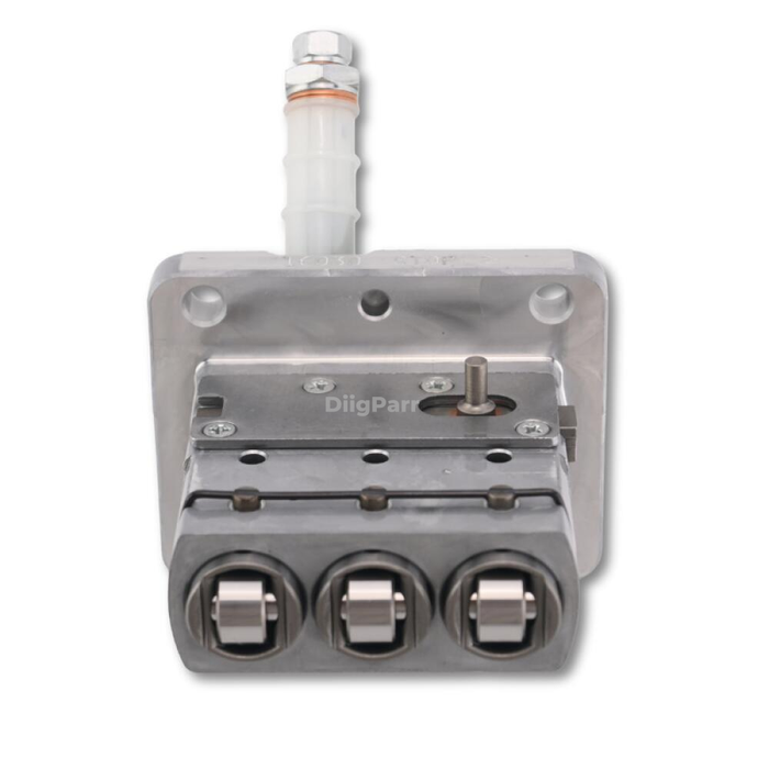 DiigParr New Fuel Injection Pump 16032-51010 for Kubota Engine D905 D1005 D1105 D1305
