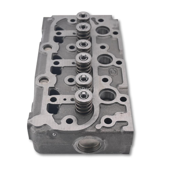 DiigParr Cylinder Head 15554-03043 for Kubota D750 D750-B Engine B5200D B5200E B7100 Tractor
