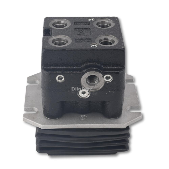 DiigParr New Pedal Pilot Valve YN30V00106F2 YN30V00105F2 for Kobelco Excavator SK200-8 SK350-8 SK485-9 SK260-9 SK250-8 SK350-8 SK210-8