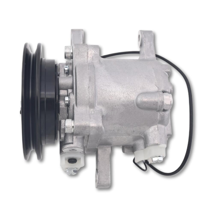 DiigParr Air conditioning compressor RD451-93900 RD45193900 suitable for Kubota tractor M100XDC M108SDC M110XDC L4240HSTC L5240HSTC