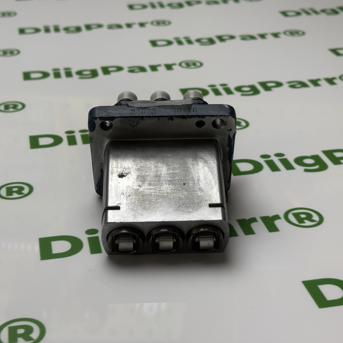 DiigParr New Fuel Injection Pump 16006-53071 16861-51010 For Kubota D902 D722 D782 Engine