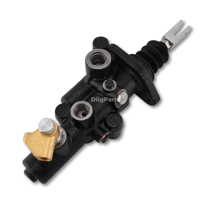DiigParr Master Cylinder 47210-23810-71 for TCM Forklift FD35-50T8 FD35-50T9 FG35-50T8 FG35-50T8T9
