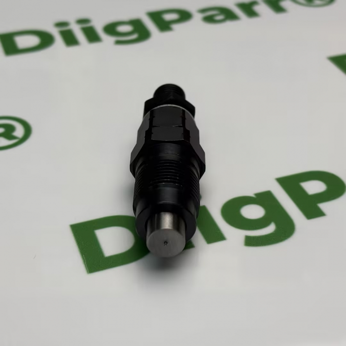 DiigParr Fuel Injector 16032-53000 16032-53900 for Kubota D905 V1305 V1505 D1105 D1005 V1205 Engine