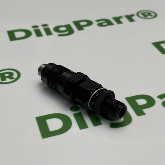 DiigParr Fuel Injector 16032-53000 16032-53900 for Kubota D905 V1305 V1505 D1105 D1005 V1205 Engine